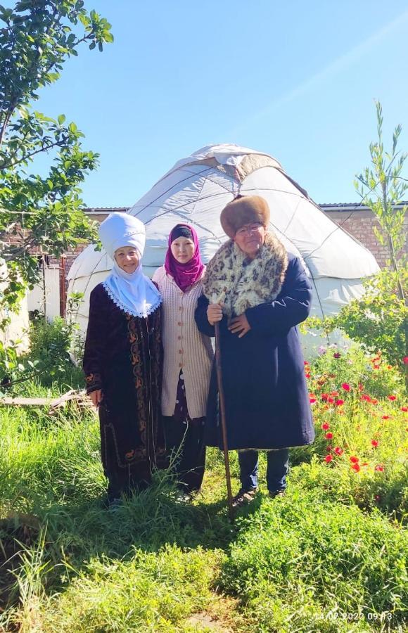 Karakol Yurt Lodge Экстерьер фото