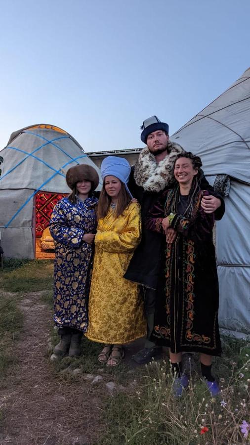 Karakol Yurt Lodge Экстерьер фото